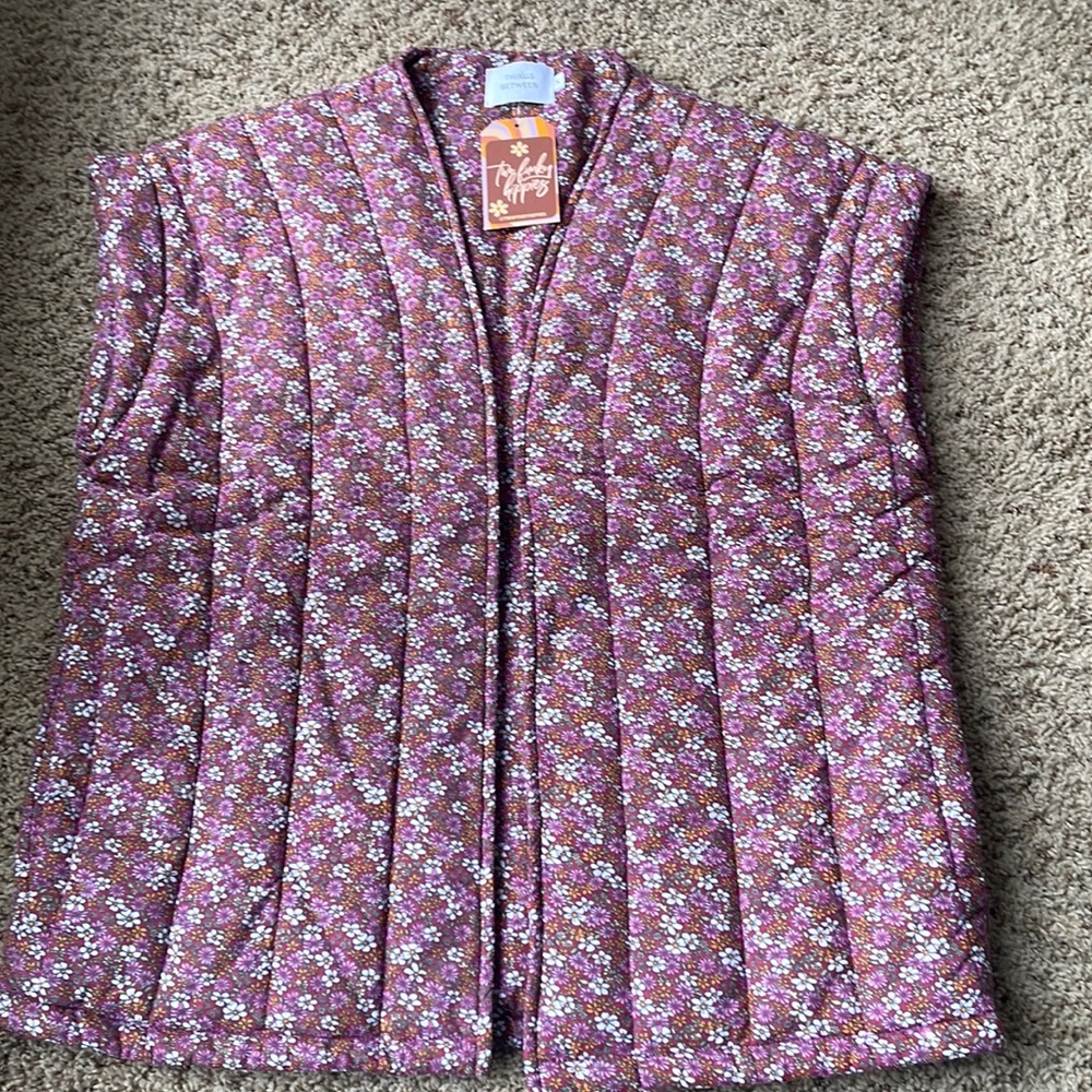 Things Between Quilted Floral Vest NWT S